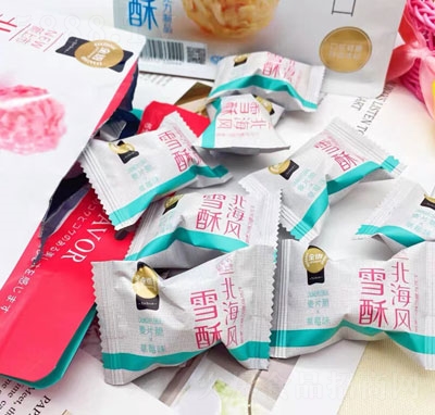 ���Z�����L(f��ng)ѩ�����e���c(di��n)ʳƷ