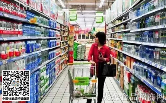 中國(guó)飲用水新巨頭:它一年產(chǎn)銷(xiāo)240萬(wàn)噸水,農(nóng)夫山泉怡寶迎來(lái)勁敵! 中國(guó)飲用水新巨頭:它一年產(chǎn)銷(xiāo)240萬(wàn)噸水,農(nóng)夫山泉怡寶迎來(lái)勁敵!
